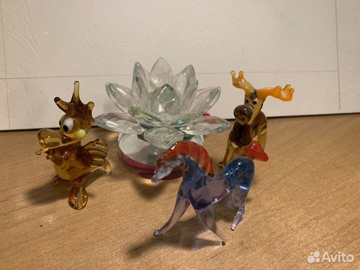 Хрустальные и фарфоровые статуэтки