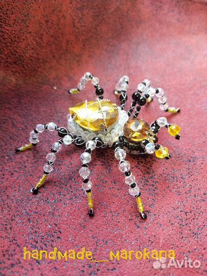 Брошь паук
