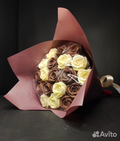 Шоколадные Розы - 19 шт в Букете