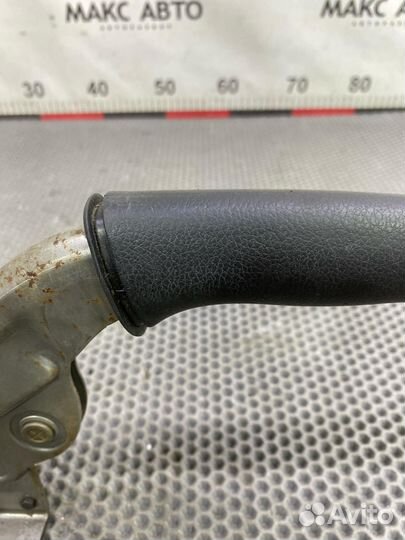 Б/У Ручка ручного тормоза, рычаг(обшивка салона)