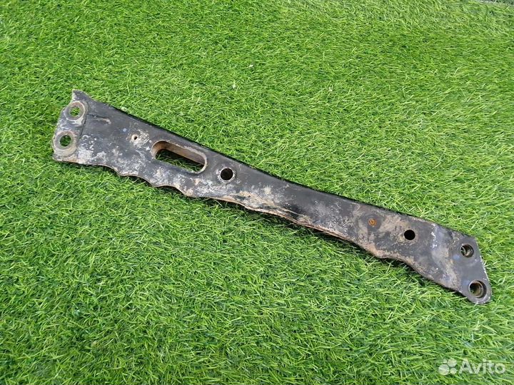 Балка под двс левая Lexus Nx200 AYZ15 2018