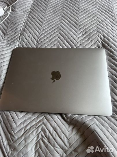 Apple MacBook air 13 2019