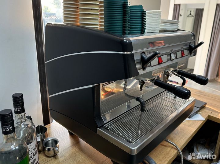 Кофемашина Nuova Simonelli Appia II Compact 2 Gr V