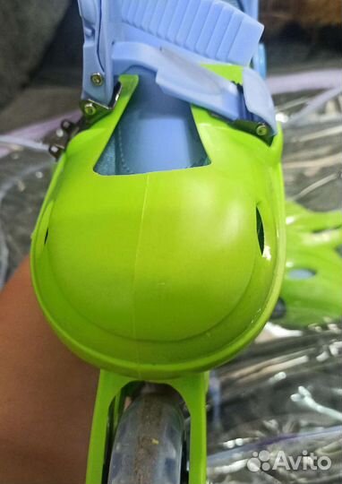 Коньки роликовые