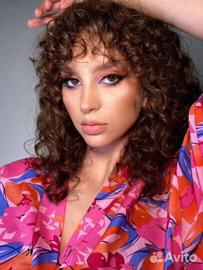 Стилист, макияж и прическа