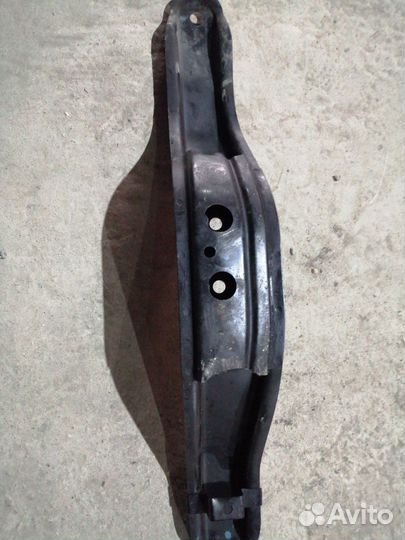 Кронштейн кпп Subaru Forester SG