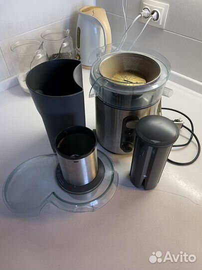 Соковыжималка Bork s700