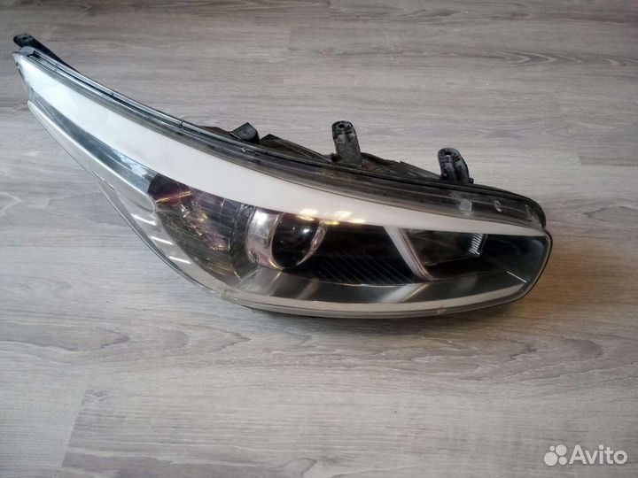 Фара правая и левая kia ceed JD 2012-2015
