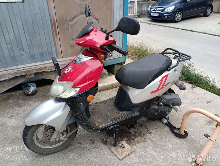 Продам китайский скутер