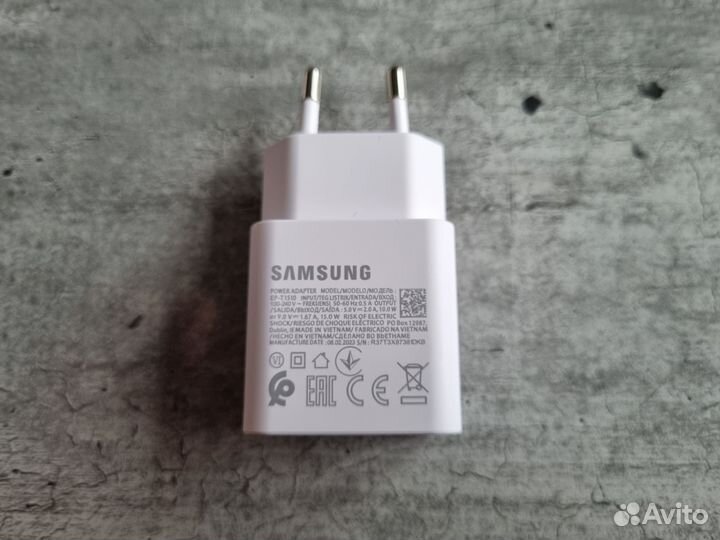 Сетевое зарядное устройство Samsung EP-T1510 15 Вт