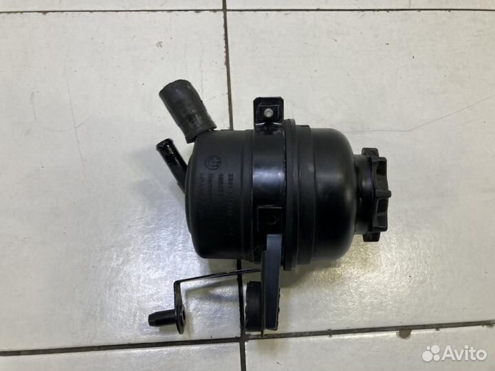 Бачок гидроусилителя BMW X1 E84 (2009—2012)