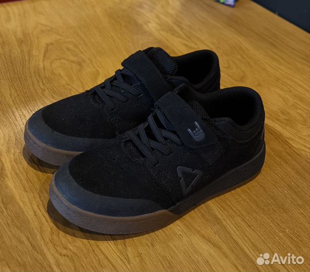 Детские велотуфли Leatt