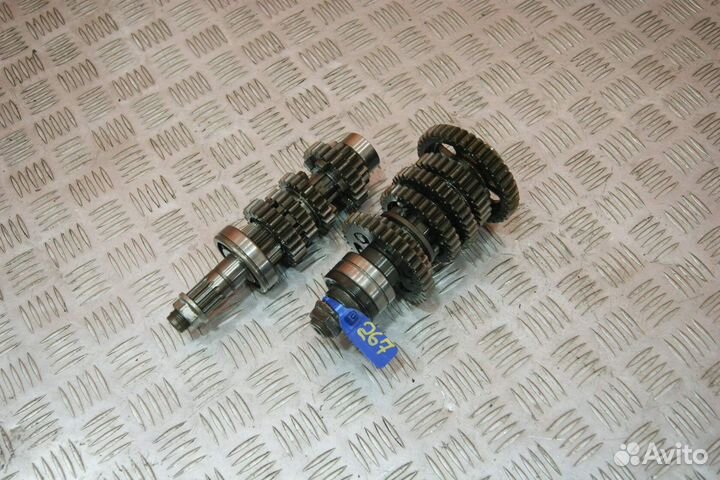 Коробка передач (кпп) Kawasaki ZZR400-1