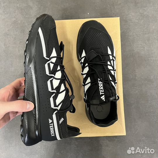 30см Кроссовки Adidas Terrex Voyager 21