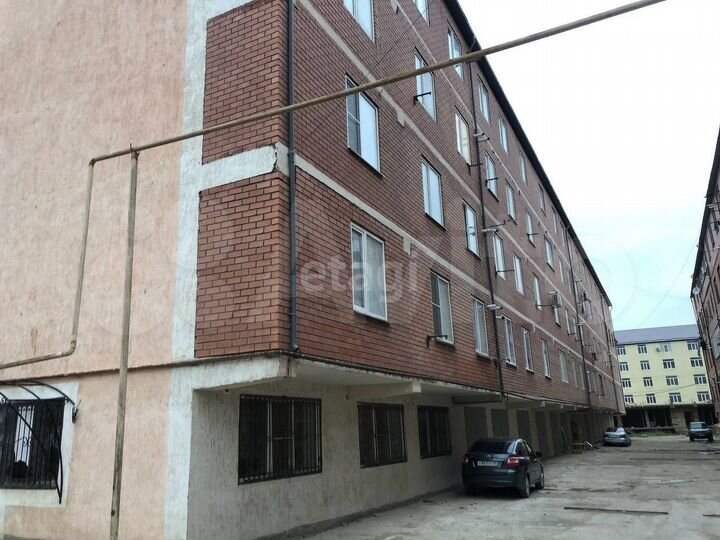 2-к. квартира, 73 м², 1/4 эт.