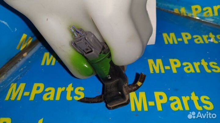 Бачок стеклоомывателя Mazda Verisa DC5W 2005