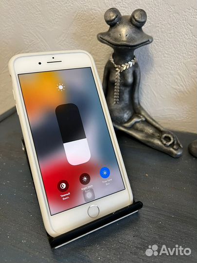 iPhone 8 Plus, 64 ГБ