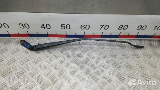 Щеткодержатель лобового стекла skoda octavia A4 (2