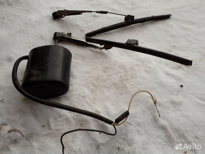 Радиоприёмник ат 64 зеркала дворники для фар СССР