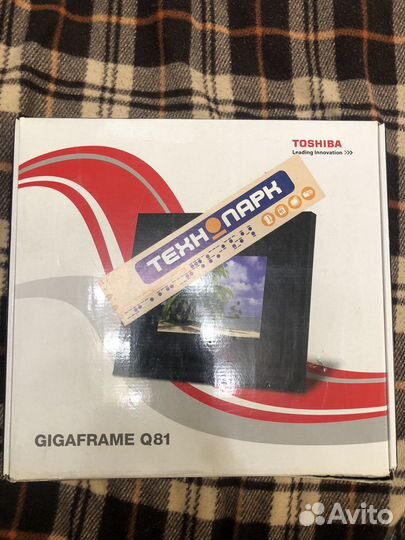Цифровая фоторамка toshiba gigaframe Q81