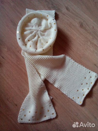 Комплект для девочки берет+шарфик