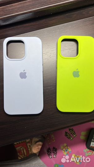 Чехол на iPhone 13 про