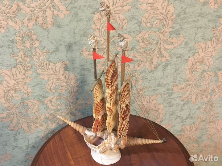 Кораблик из ракушек