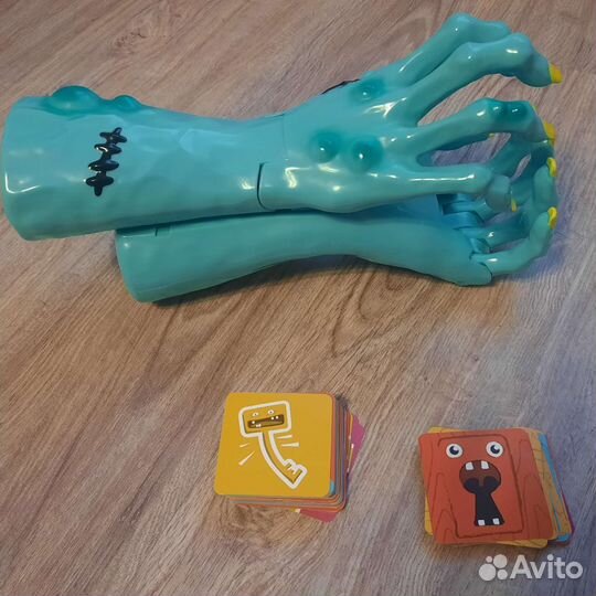 Игра Рука зомби