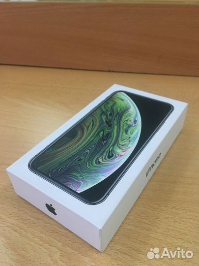 iPhone Xs, 64 ГБ