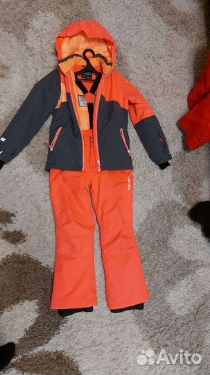 Горнолыжный костюм