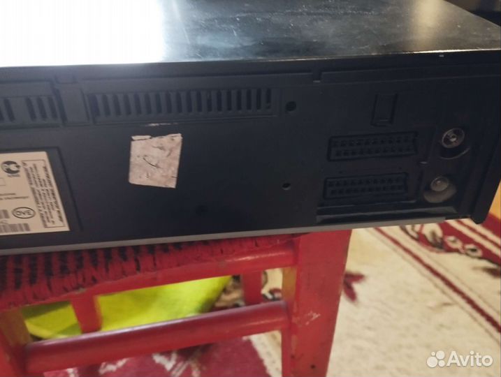 Видеомагнитофон