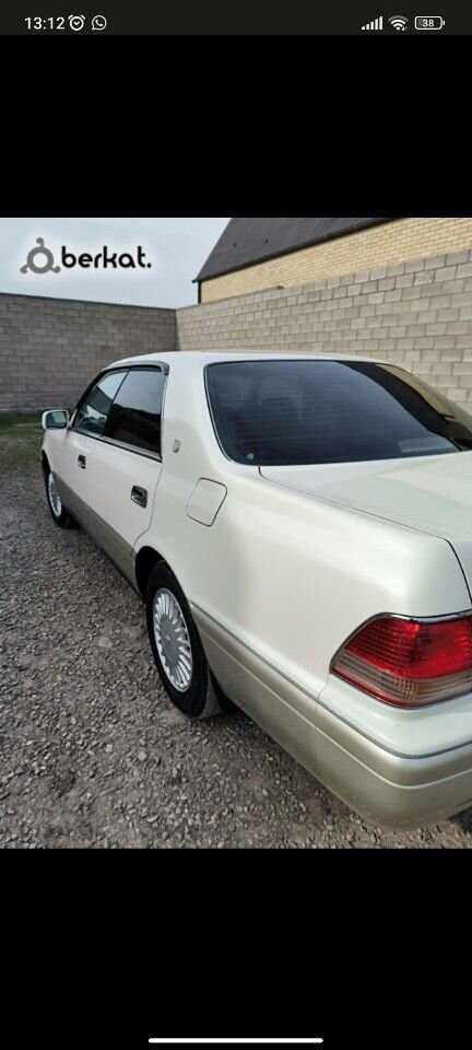 Toyota Crown: фото владельца