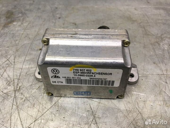 Датчик ускорения Volkswagen Touareg 2002-2010