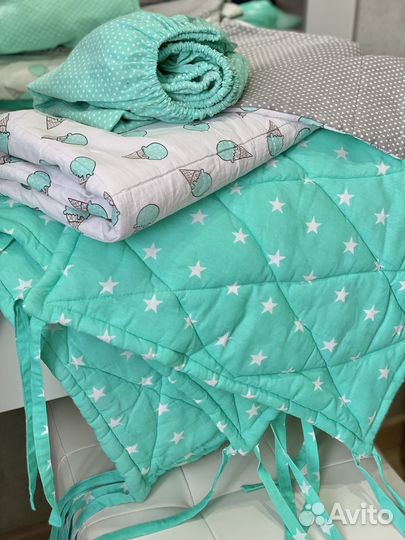 Комплект в детскую кроватку