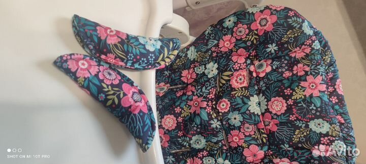 Стульчик для кормления, пароварка, бутылочки