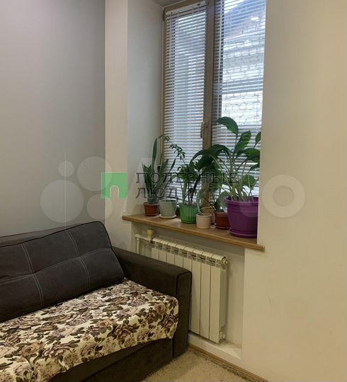 2-к. квартира, 48 м², 4/4 эт.