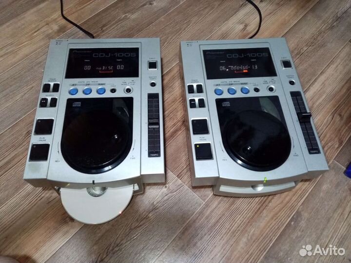 Pioneer CDJ100S цена за оба аппарата