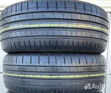 Pirelli P Zero PZ4 235/35 R20