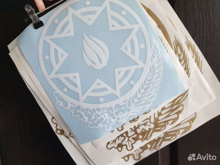 Наклейки Гербы (любая страна) на автомобиль