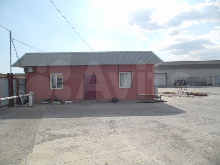 Склад, 2465 м²