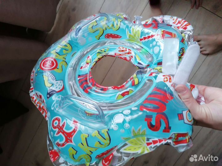 Круг на шею для купания