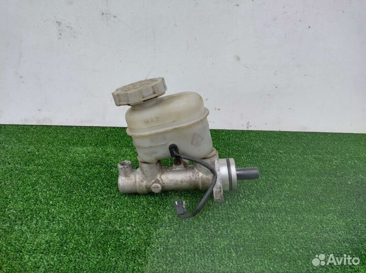 Главный тормозной цилиндр Kia Rio 1