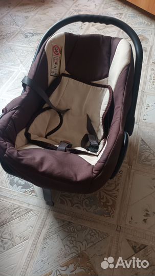 Автомобильное детское кресло от 0 до 18 кг