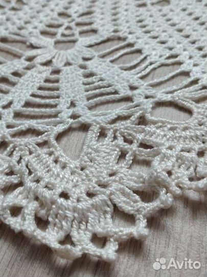 Салфетка ажурная вязаная круглая