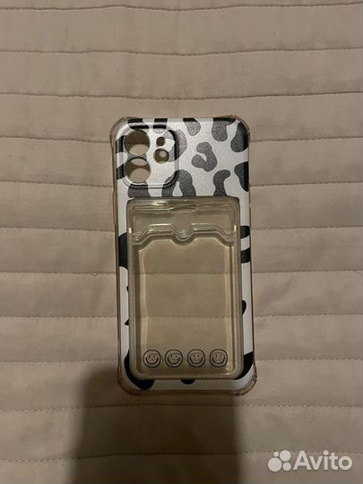 Чехол на iPhone 12