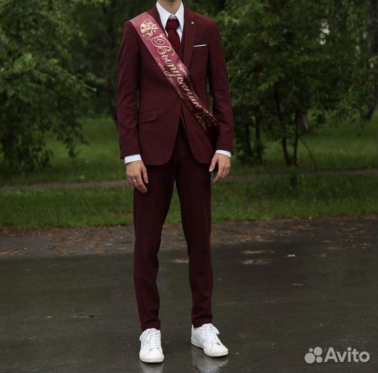 Костюм мужской