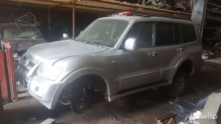 Кузов в сборе паджеро 3