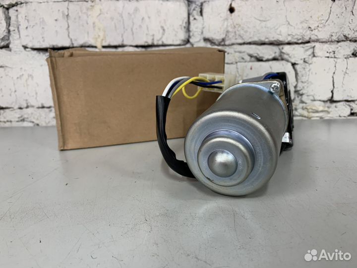 Моторчик дворников ваз 2110 Приора Калина 10мм