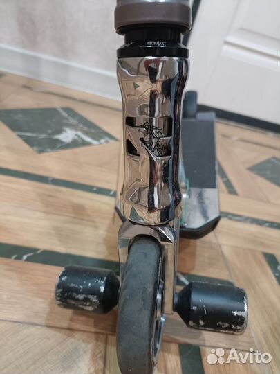 Трюковой самокат