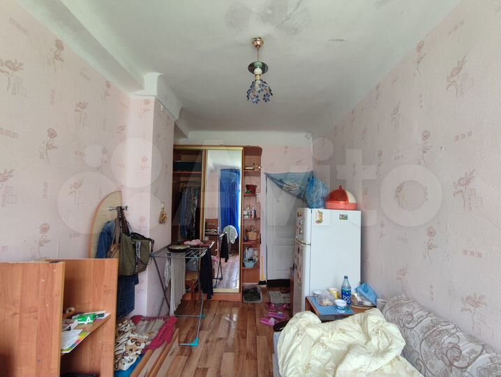 Комната 13 м² в 3-к., 2/4 эт.